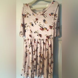 DotDotSmile Ballerina, pale pink background, soft/warm material